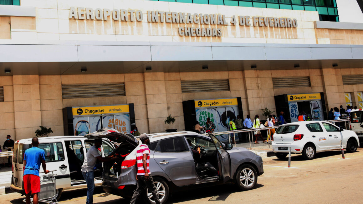 Autoridades angolanas vão criar “Linha Verde” para facilitar vistos de investidores